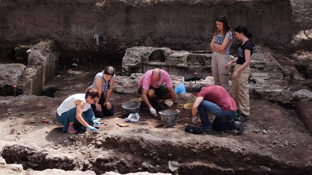 Appia Antica 39 scavo